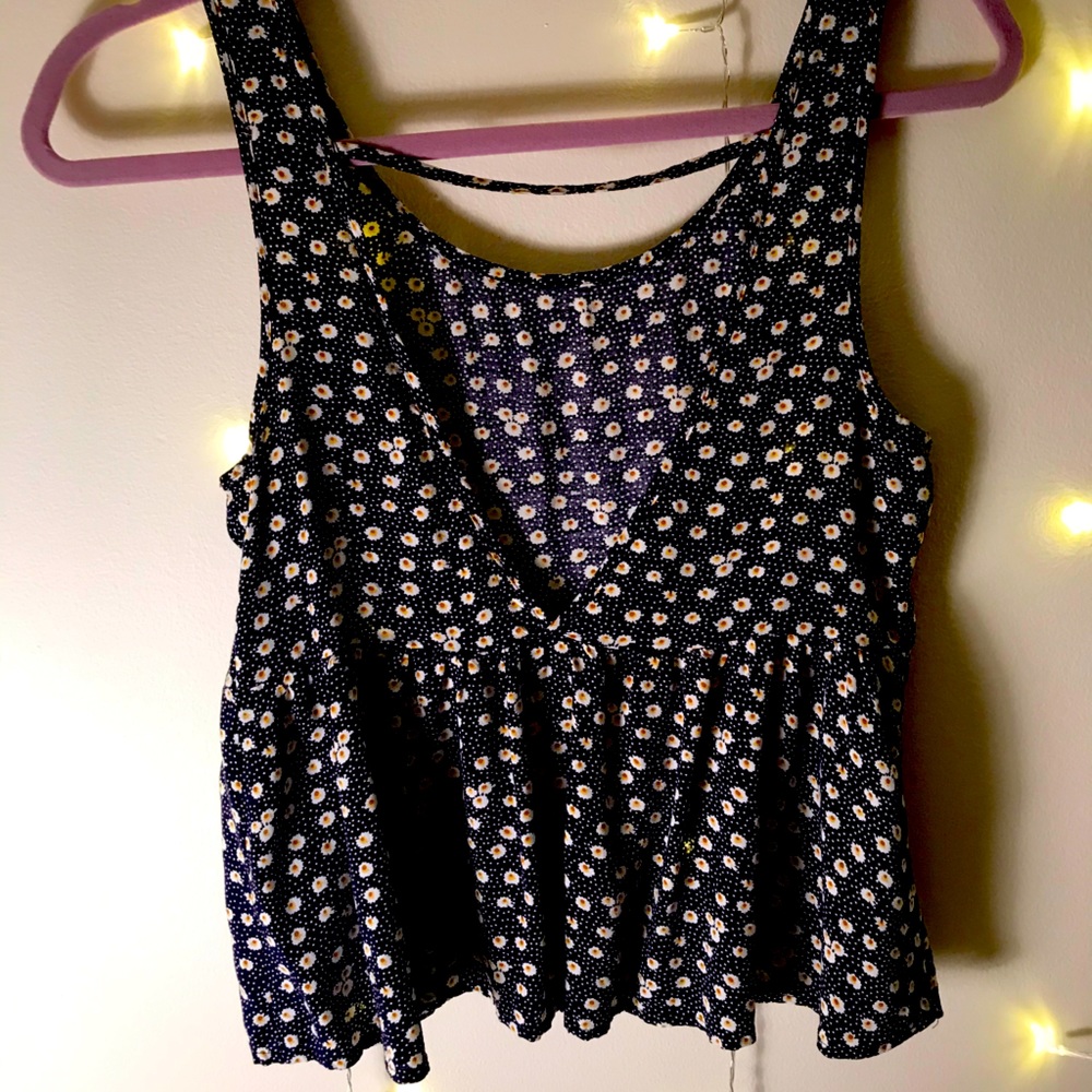 Forever 21 flower tank top size S.